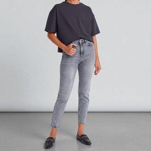 Dilvin Grey Snow Wash‎ Mom Jean High Rise Ankle Gray Denim 100% Cotton Size 2